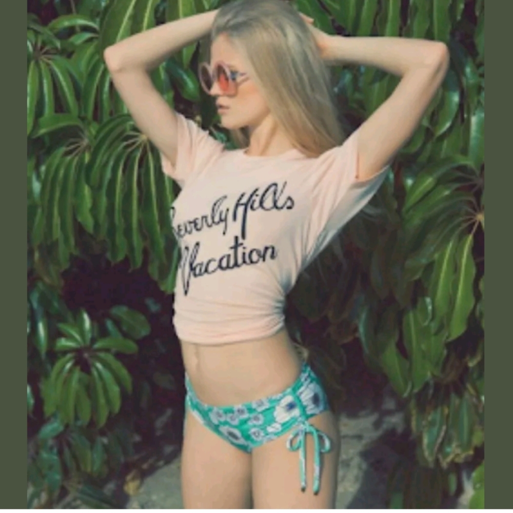 NWT Wildfox Bikini Bottom Sixties Floral sz L